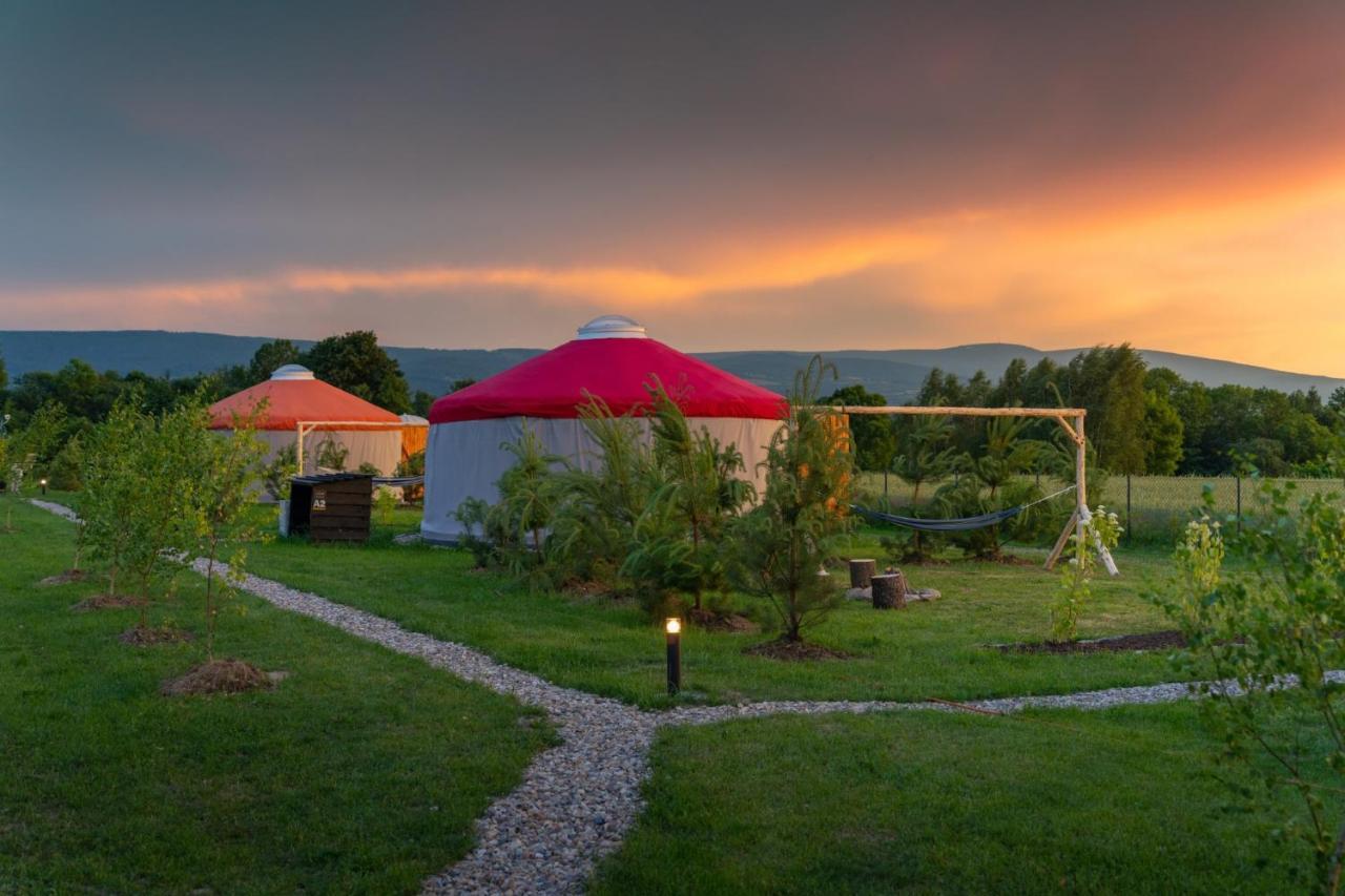 Izera Glamping Adults - Luksusowe Jurty&Spa Gajowka  Eksteriør billede